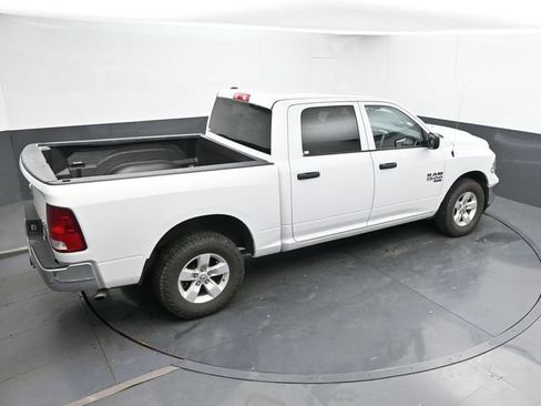 Used 2022 RAM 1500 Classic SLT w/ Protection Group AWD/4WD image 12