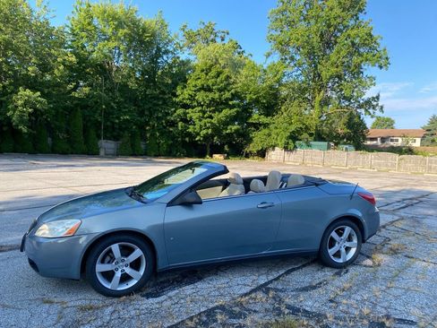 Used 2007 Pontiac G6 GT w/ Premium Package FWD image 9