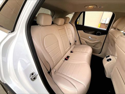 Used 2022 Mercedes-Benz GLC 300 GLC 300 image 18