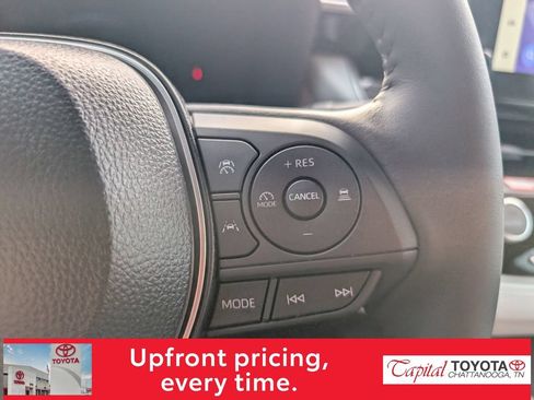 Used 2026 Toyota Corolla SE FWD image 16