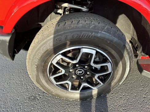 Certified 2023 Ford Bronco Outer Banks image 10