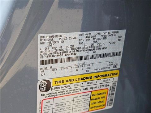 New 2026 Ford Expedition Platinum w/ Stealth Performance Package AWD/4WD image 17