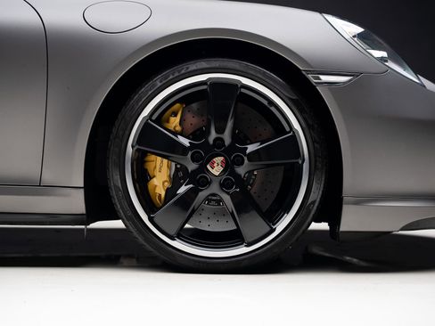 Used 2014 Porsche 911 Turbo S AWD/4WD image 40