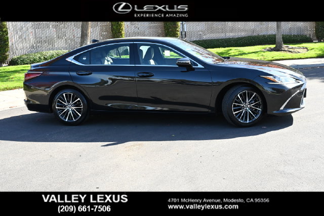 Used 2025 Lexus ES 350 w/ Premium Package FWD image 3