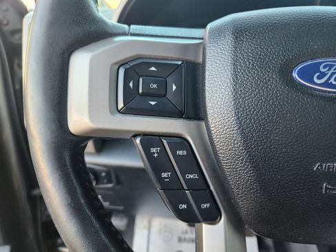 Used 2017 Ford F150 Lariat w/ Equipment Group 502A Luxury image 16