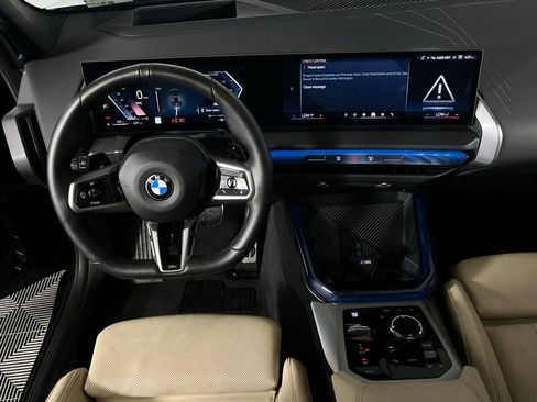 Used 2025 BMW X3 xDrive30i w/ Premium Package image 15