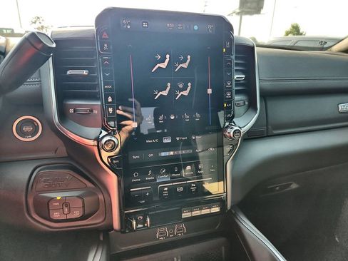 New 2026 RAM 3500 Laramie AWD/4WD image 18