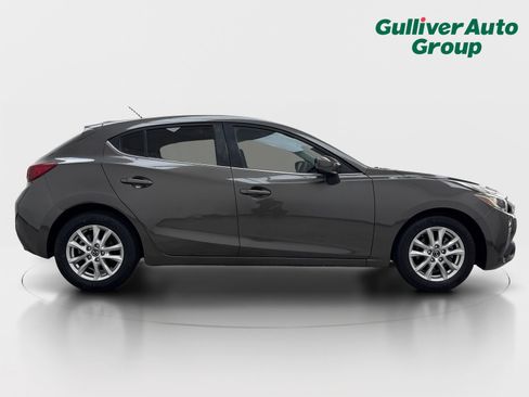 Used 2016 MAZDA MAZDA3 i Touring FWD image 10