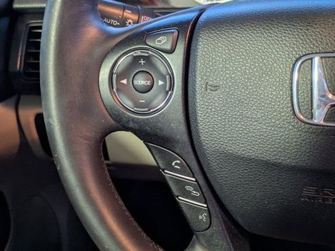 Used 2015 Honda Accord EX-L image 22