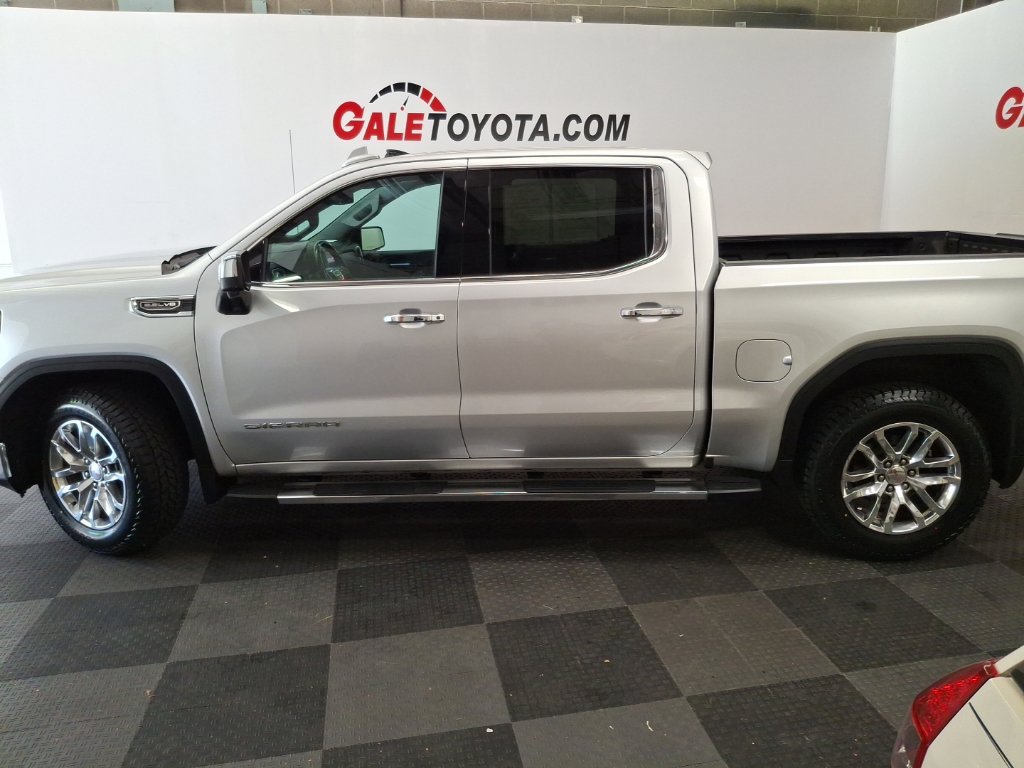 Used 2021 GMC Sierra 1500 SLT w/ SLT Premium Package AWD/4WD image 9