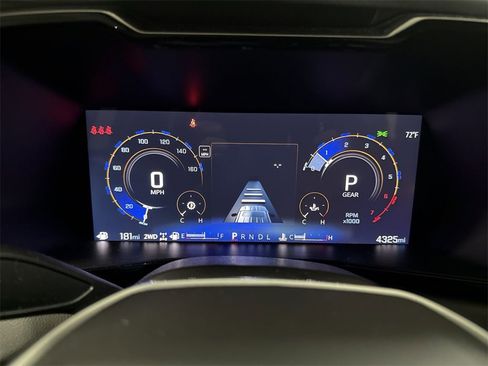 Used 2025 Chevrolet Colorado ZR2 w/ Technology Package image 11