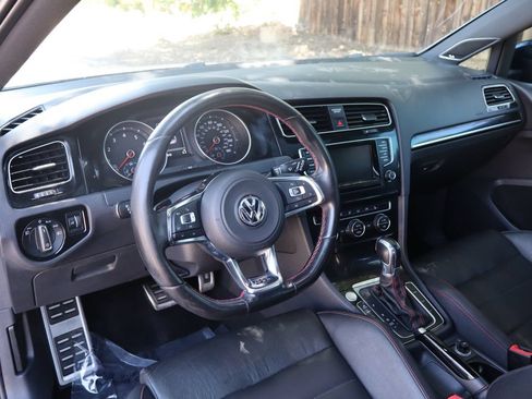 Used 2015 Volkswagen GTI Autobahn w/ Lighting Package (SEL) FWD image 15