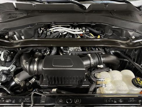 Used 2022 Ford Explorer Platinum w/ Equipment Group 601A AWD/4WD image 27