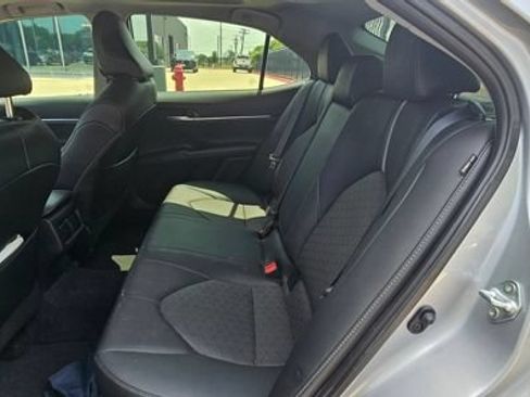 Used 2023 Toyota Camry XSE FWD image 10