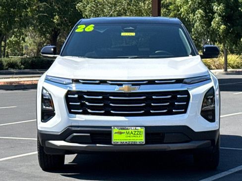 Used 2026 Chevrolet Equinox LT w/ Safety and Technology Package FWD image 7