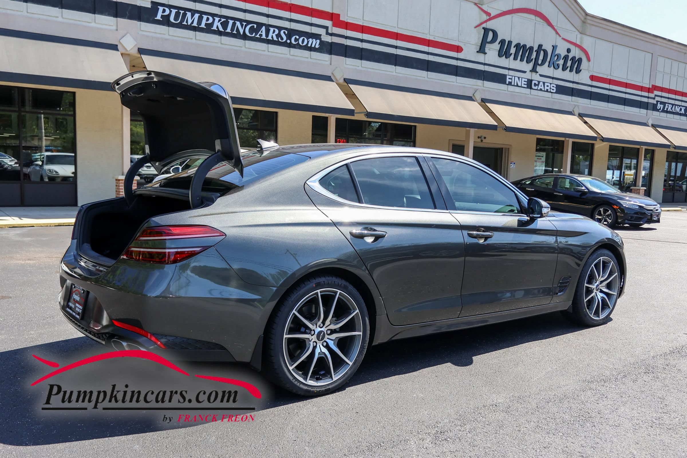 Used 2023 Genesis G70 2.0T RWD image 11