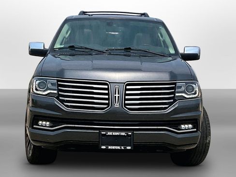 Used 2015 Lincoln Navigator 4WD w/ Equipment Group 101A Reserve image 3