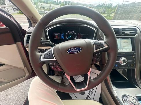 Used 2017 Ford Fusion Platinum AWD/4WD image 20