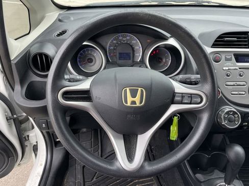 Used 2013 Honda Fit image 10