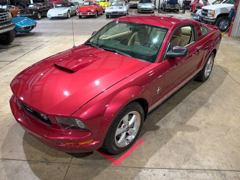 Used 2007 Ford Mustang Coupe RWD image 15