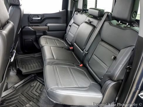 Used 2022 GMC Sierra 1500 Denali w/ Denali Premium Package AWD/4WD image 13
