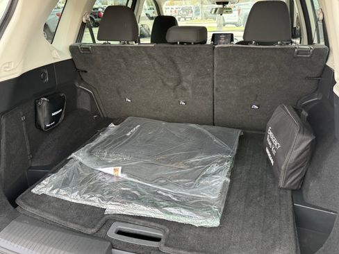 Used 2021 Nissan Rogue SV image 31