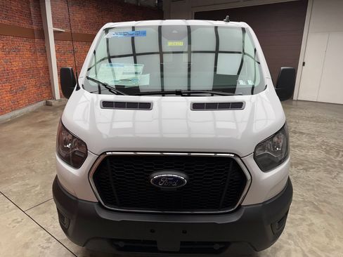 Used 2024 Ford Transit 150 Low Roof AWD w/ Exterior Upgrade Package image 8