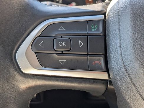 Used 2022 Jeep Compass Latitude w/ Sun and Sound Group image 25