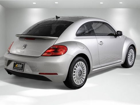 Used 2016 Volkswagen Beetle 1.8T SE image 7