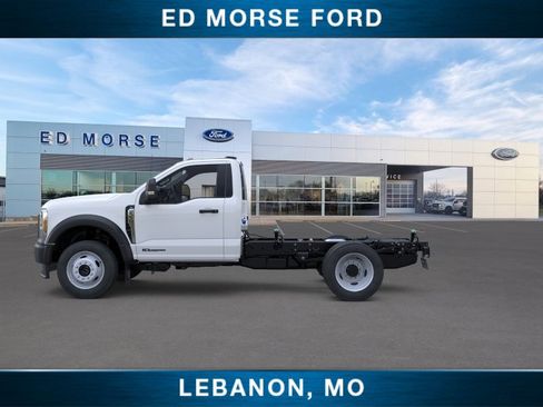 New 2026 Ford F550 4x4 Regular Cab Super Duty image 3