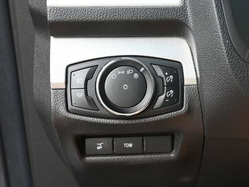 Used 2014 Ford Explorer XLT w/ Equipment Group 202A image 18