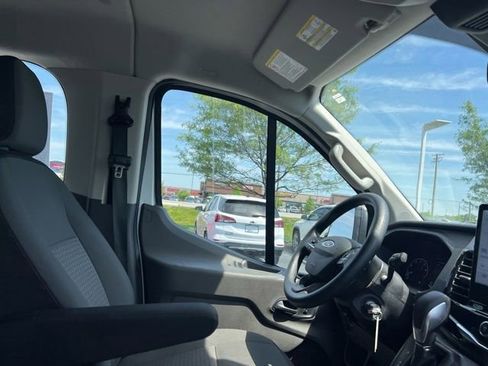 Used 2024 Ford Transit 350 XLT RWD image 34