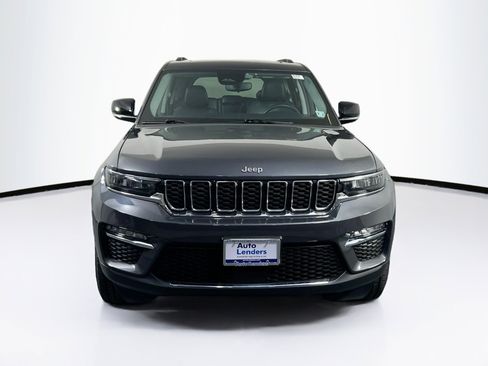 Used 2022 Jeep Grand Cherokee Limited image 2