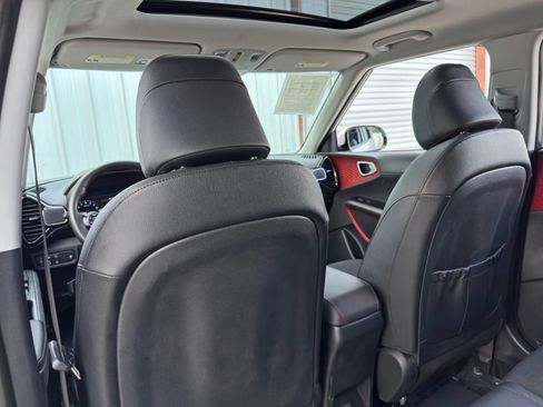 Used 2022 Kia Soul Turbo image 31