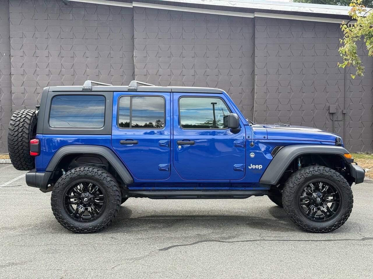 Used 2020 Jeep Wrangler Unlimited Sport S AWD/4WD image 5