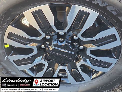 New 2026 GMC Sierra 2500 Denali Ultimate w/ Max Trailering Package image 35