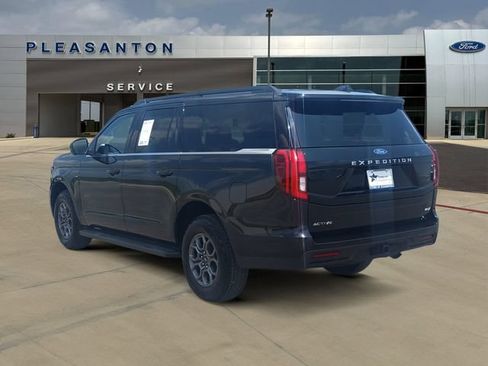 Certified 2025 Ford Expedition Max Active RWD image 3
