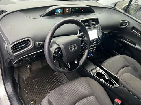 Used 2021 Toyota Prius Prime LE image 18