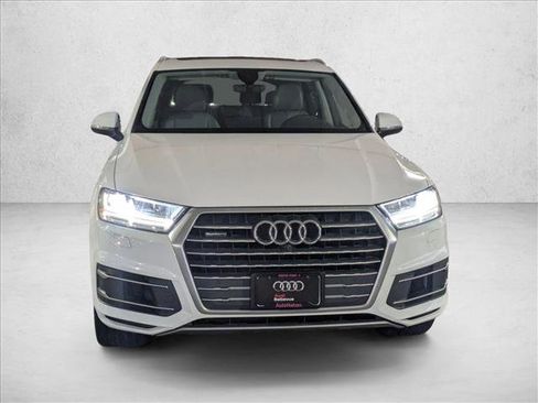 Used 2019 Audi Q7 3.0T Premium Plus w/ Premium Plus Package image 2