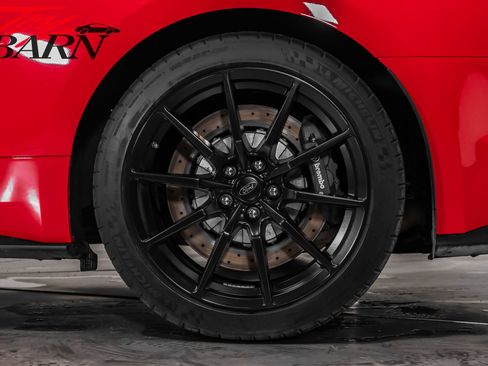 Used 2016 Ford Mustang Shelby GT350 w/ Track Package image 18