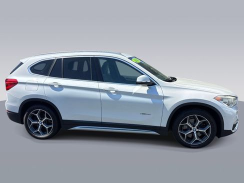 Used 2016 BMW X1 xDrive28i AWD/4WD image 2