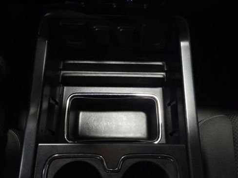 Used 2015 Chevrolet Silverado 1500 LT image 25