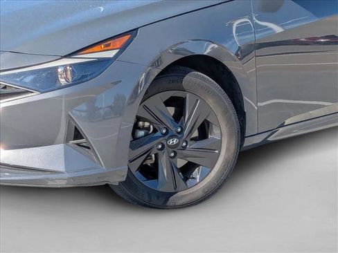Used 2023 Hyundai Elantra SEL w/ Cargo Package image 20