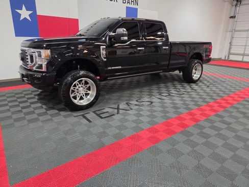 Used 2020 Ford F350 Limited w/ FX4 Off-Road Package image 2