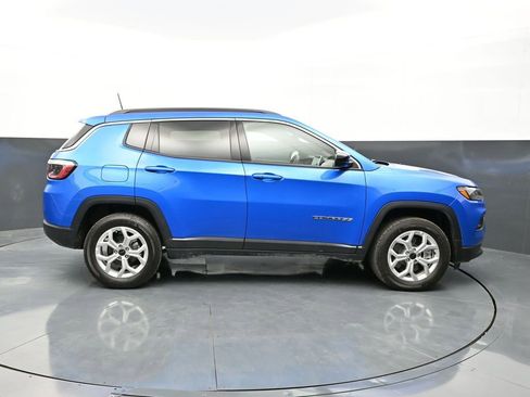New 2026 Jeep Compass Latitude image 4