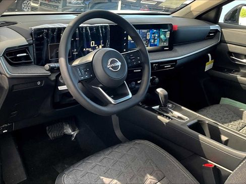 New 2026 Nissan Kicks SV image 10