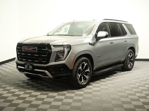 Used 2025 GMC Yukon AT4 w/ Premium Trailering Package AWD/4WD image 4