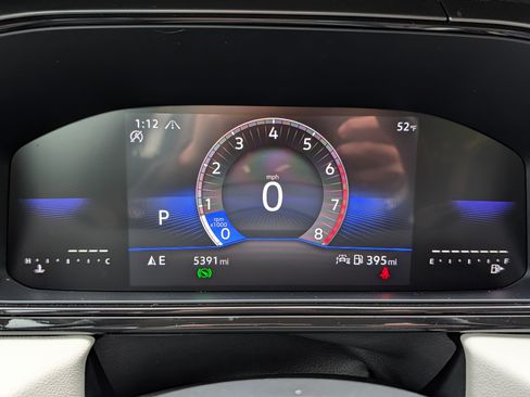 Certified 2025 Volkswagen Taos S AWD/4WD image 21