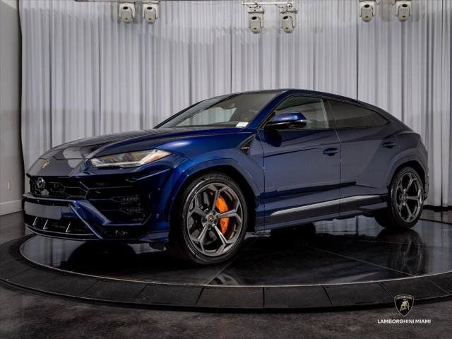 Used 2020 Lamborghini Urus AWD/4WD image 5