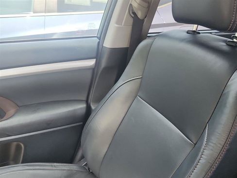 Used 2017 Toyota Highlander XLE w/ Carpet Mat Package AWD/4WD image 15